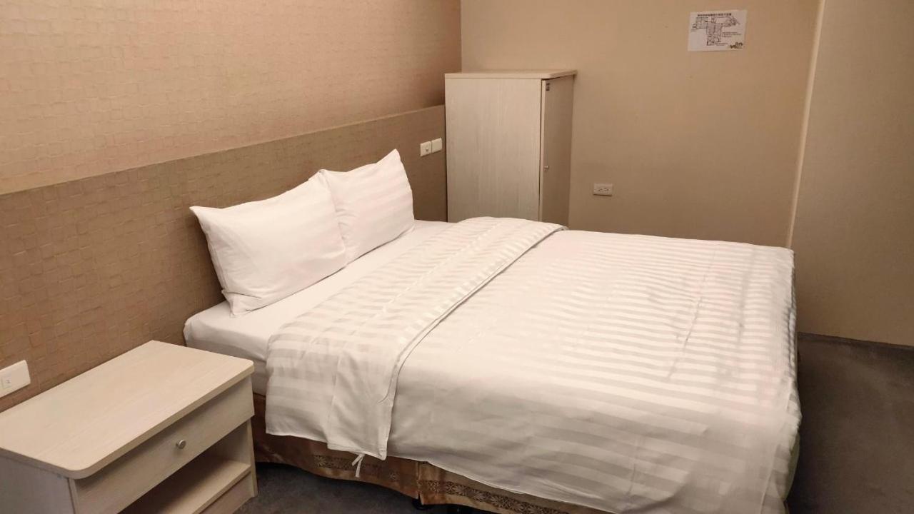 Shun-Yi Business Hotel Chiayi Eksteriør bilde