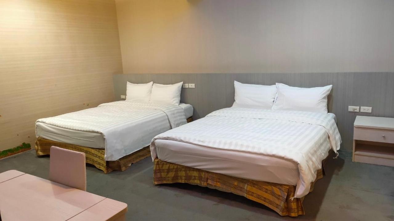 Shun-Yi Business Hotel Chiayi Eksteriør bilde