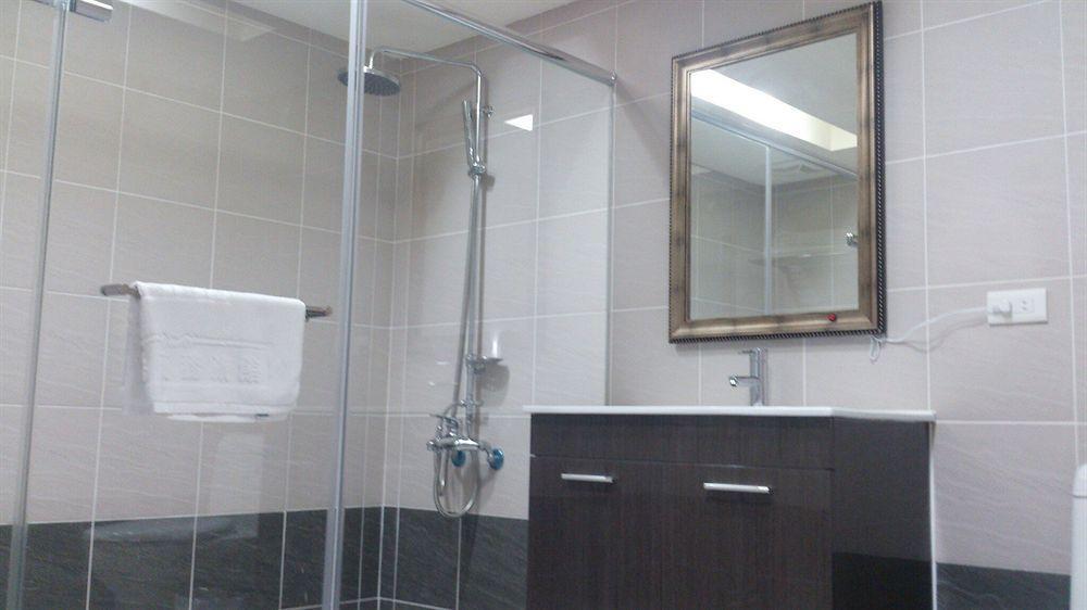 Shun-Yi Business Hotel Chiayi Eksteriør bilde