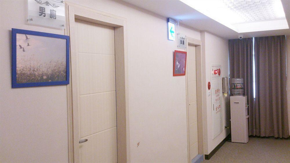Shun-Yi Business Hotel Chiayi Eksteriør bilde