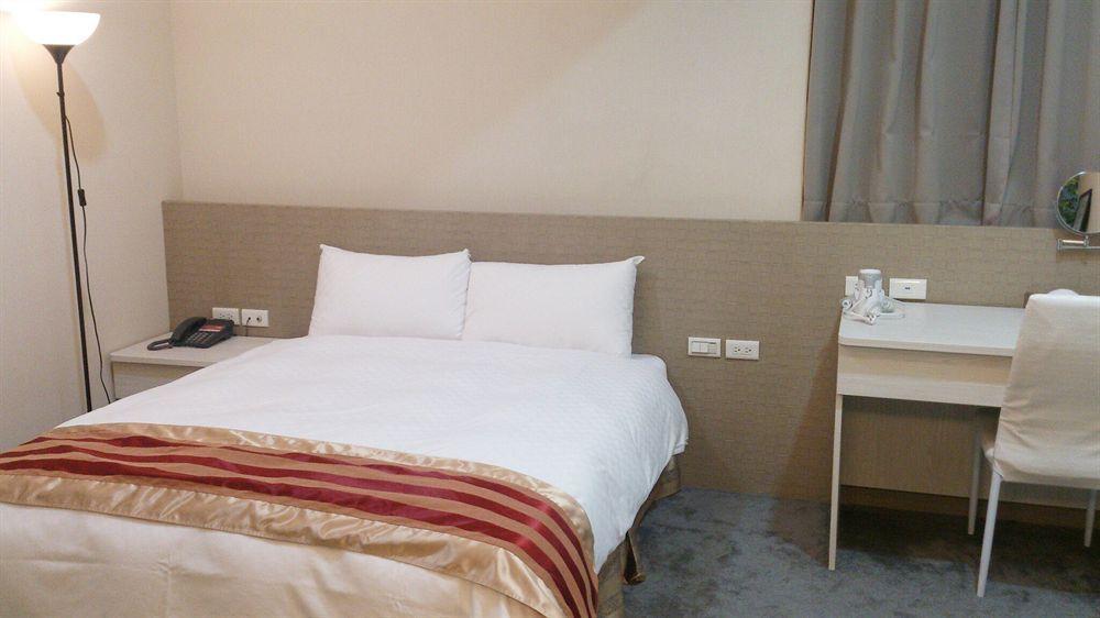 Shun-Yi Business Hotel Chiayi Eksteriør bilde